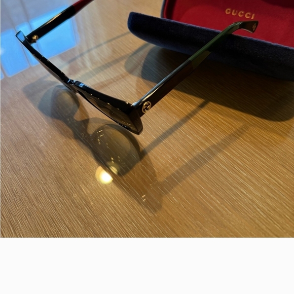 Authentic Gucci Cat Eye Sunglasses - Picture 7 of 13